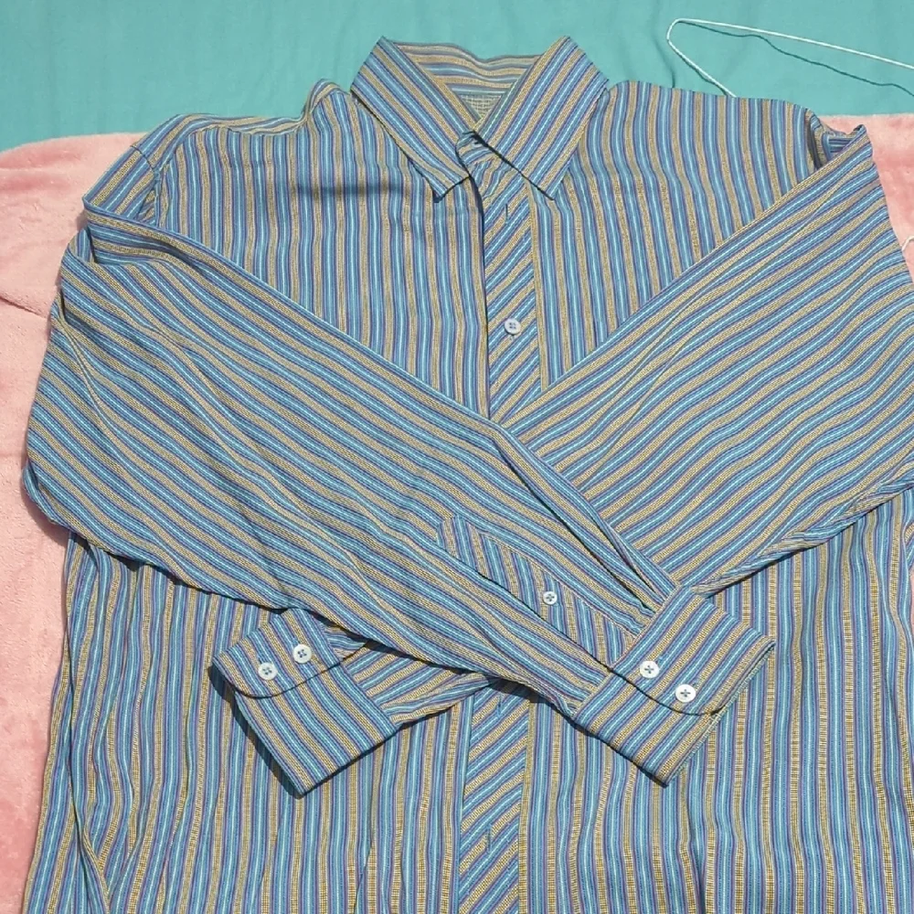 Bugatchi Stylish Multicolor Striped Button-Down Shirt